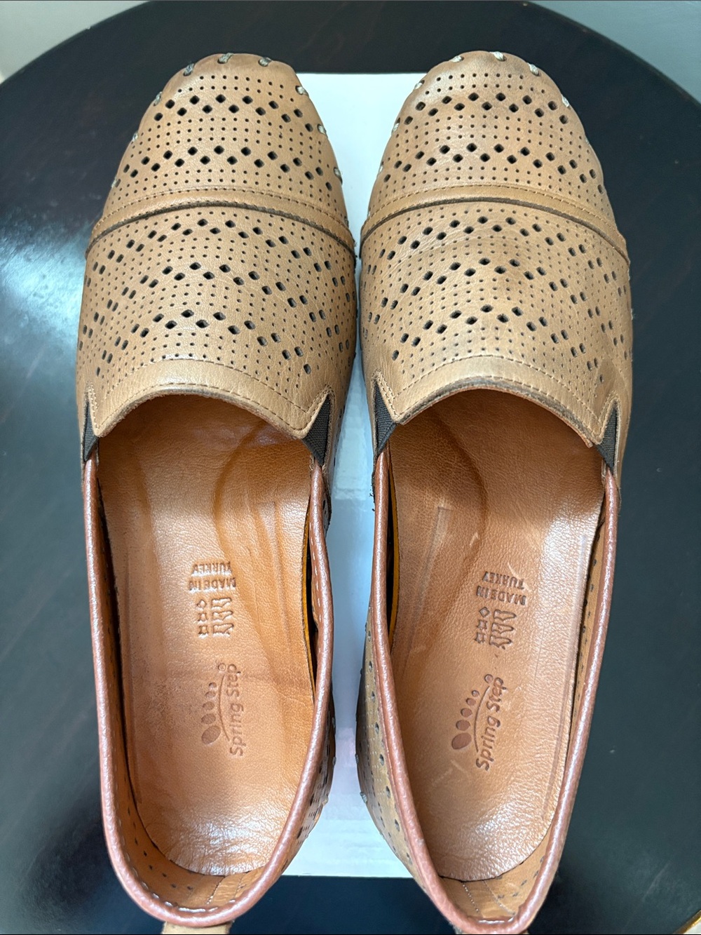 Spring Step Freida Tan Perforated Leather Slip-On Flats - Size 39 - Worn 3 times